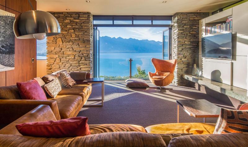 Bellbrae Luxury Villa by MajorDomo - image 19