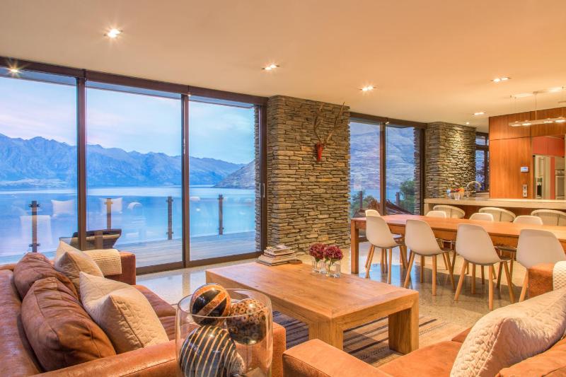 Bellbrae Luxury Villa by MajorDomo - image 2