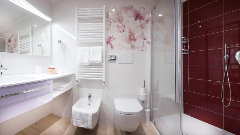 Superior Double or Twin Room image 4