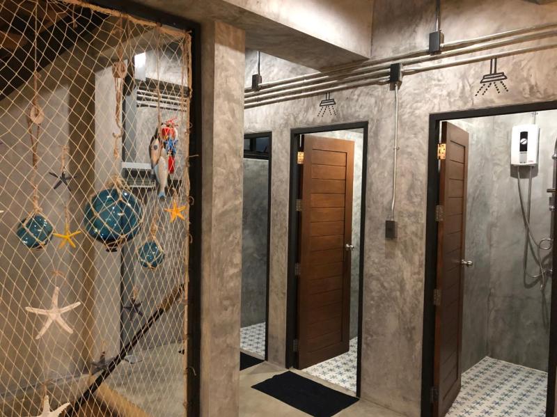 Blackjack Bar and Hostel - image 23