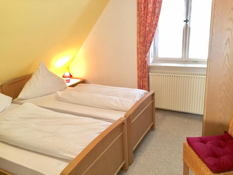 Double Room with Private Bathroom image 1