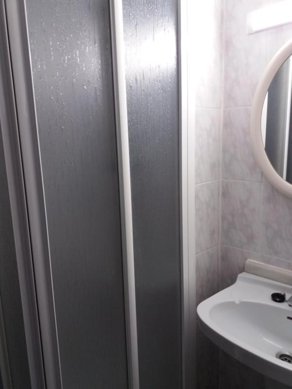 Economy Single Room image 3