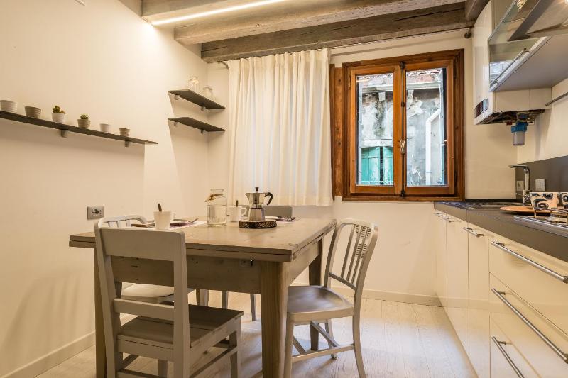 SAN POLO 2140 IN THE HEART OF VENICE - image 9