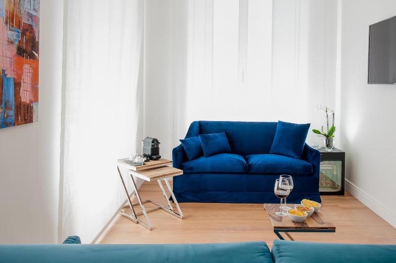  One-Bedroom Apartment - Separate Building - Piazza della Maddalena 2 image 2