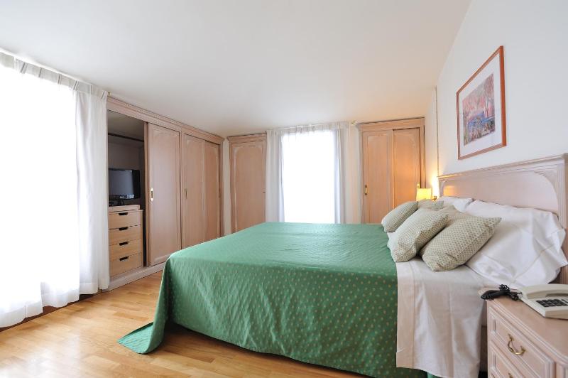 Two-Bedroom Apartment image 4