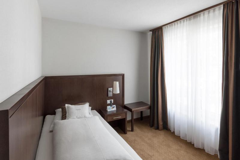 Single Room image 1