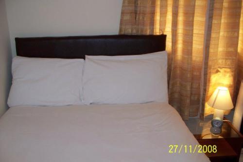 Double Room with Private Bathroom image 3