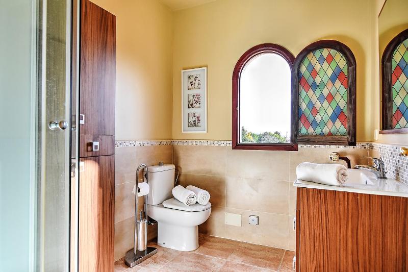 Villa image 2