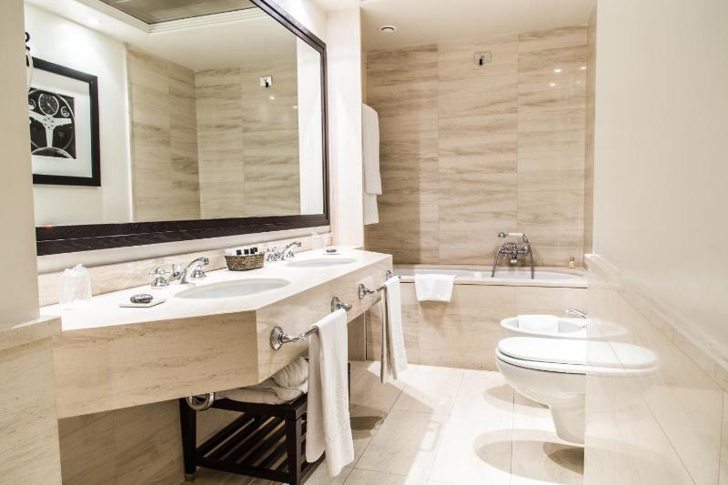 Suite image 3