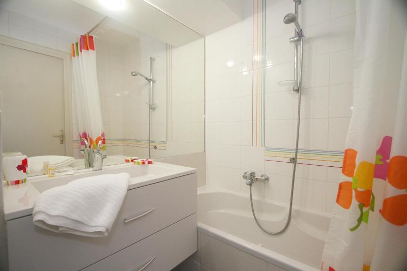 Louison Appart & Suite - image 19