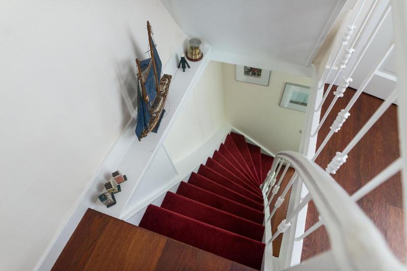 Junior Suite with Canal View image 3