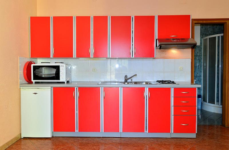 Apartment image 4