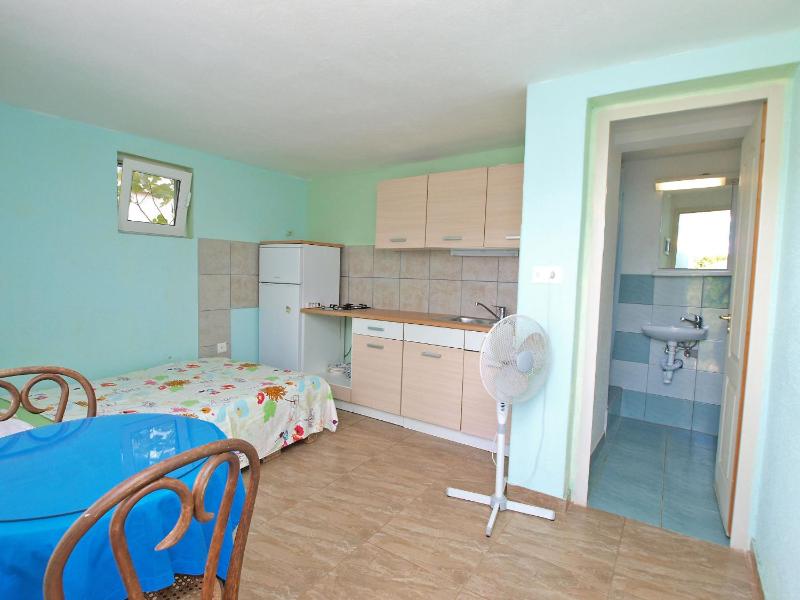 Apartment image 4