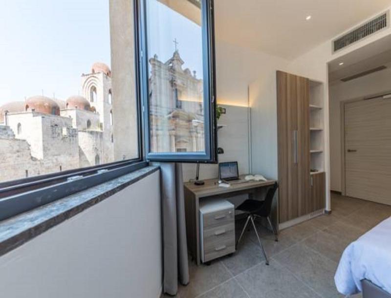 Single Room image 3