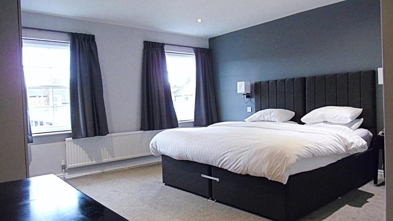 King Size Room image 2