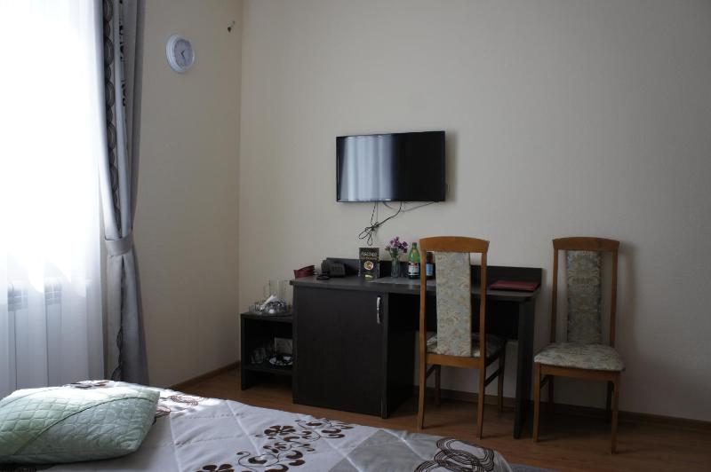 Standard Double Room image 3