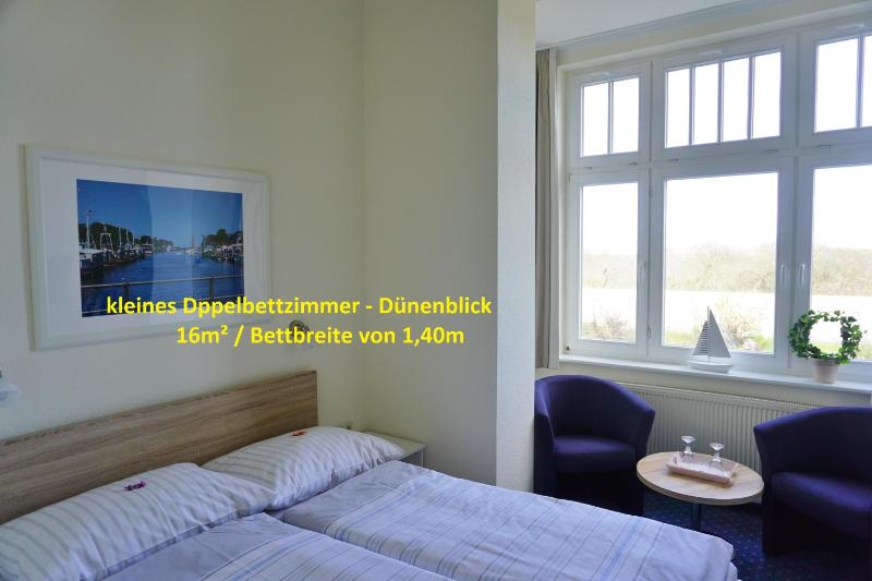 Small Double Room image 1