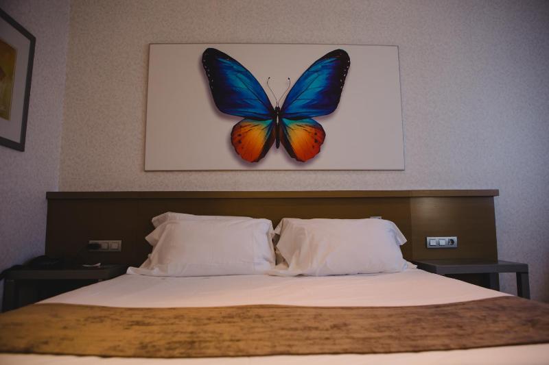 Double or Twin Room - Disability Access image 3