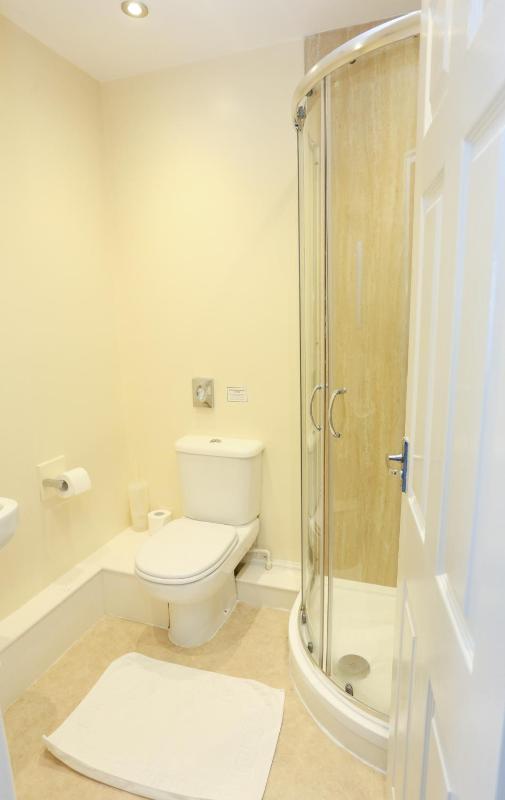 Single Room with Sea View image 2