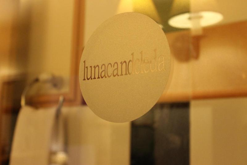 Double or Twin Room image 3