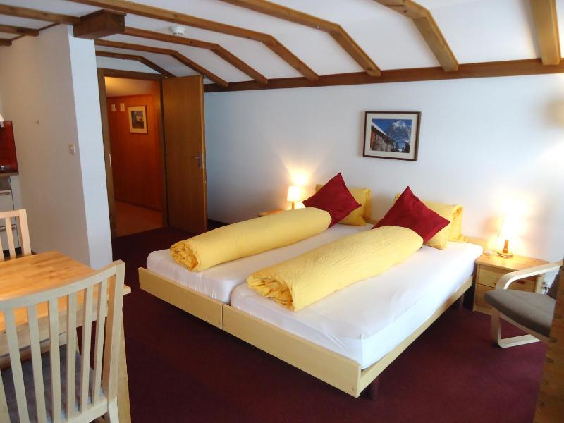 Two-Room Apartment with Balcony image 1