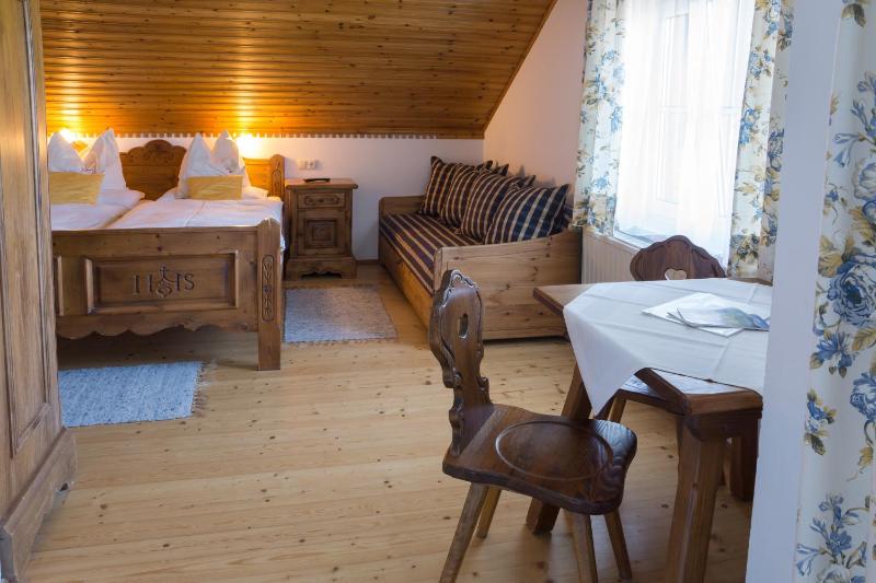 Triple Room image 3