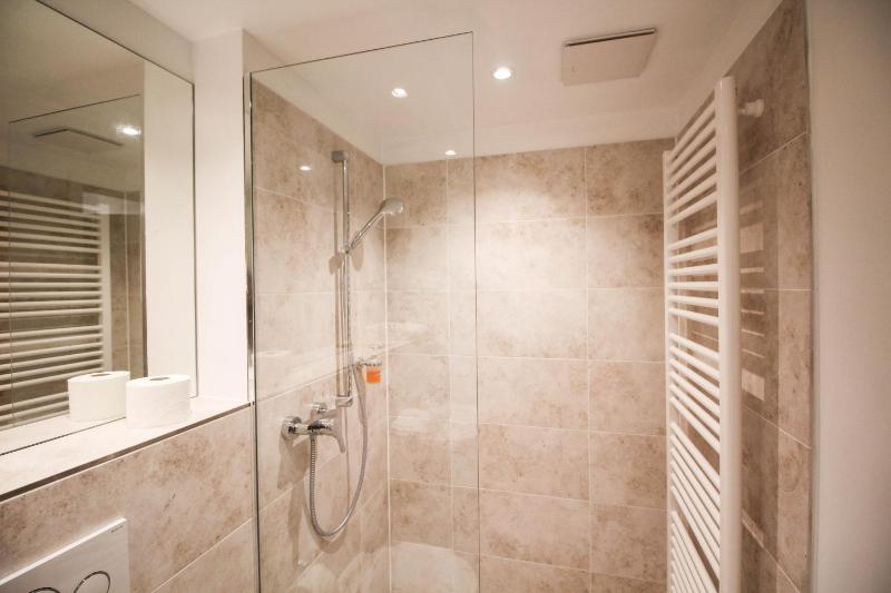 Standard Double Room image 4
