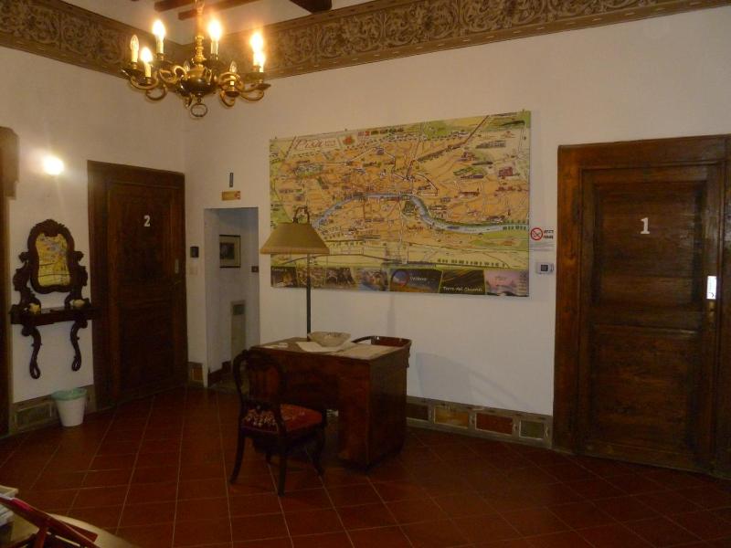 Double Room with Shared Bathroom image 4
