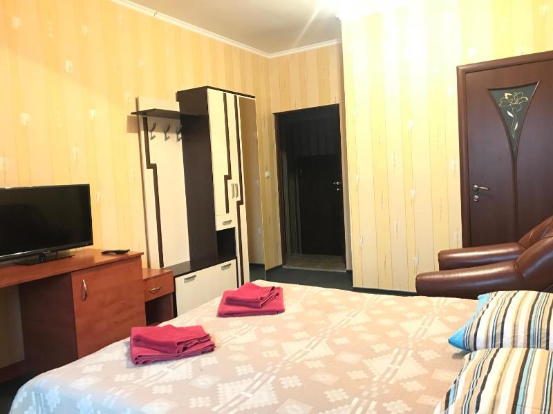 Double Room image 3
