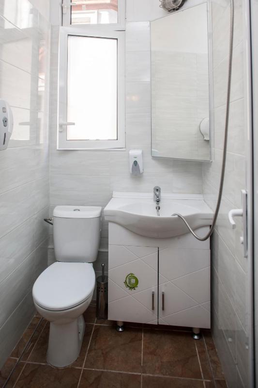 Double or Twin Room with Balcony image 4