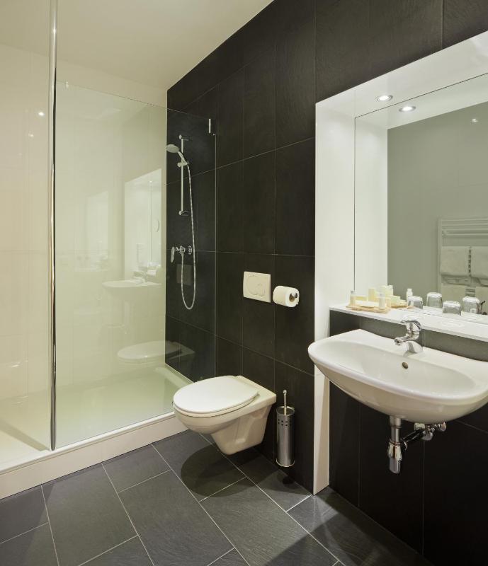 Superior Double Room image 2