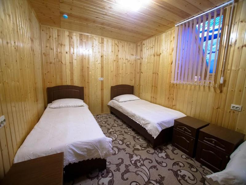 Triple Room image 2