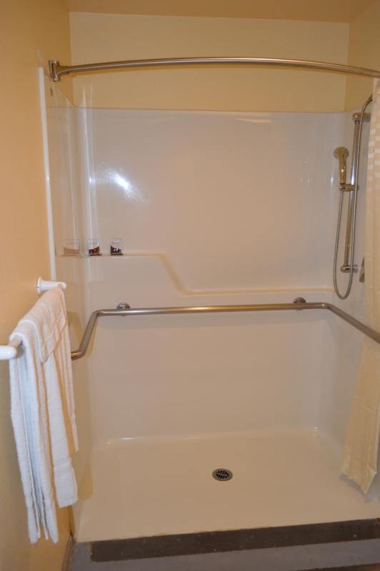 Double Room with Two Double Beds image 3