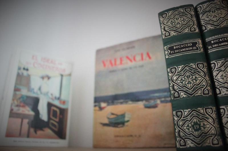 Deluxe Studio image 4