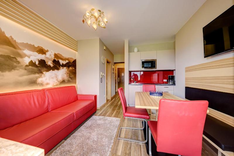One-Bedroom Apartment with Balcony image 3