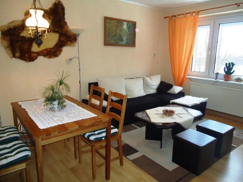 Apartment (4 Adults) image 3