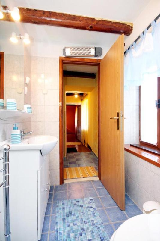 Three-Bedroom Holiday Home  image 3