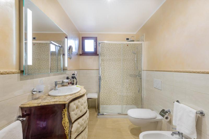Superior Junior Suite image 2