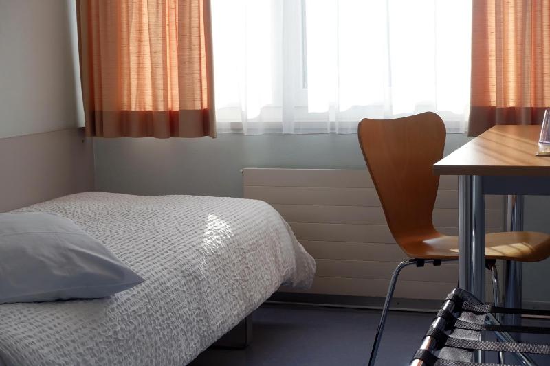 Single Room image 4