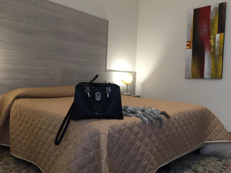 Poloni Apartment - image 8