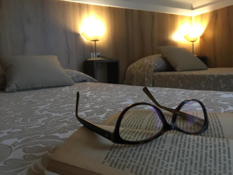 Poloni Apartment - image 6