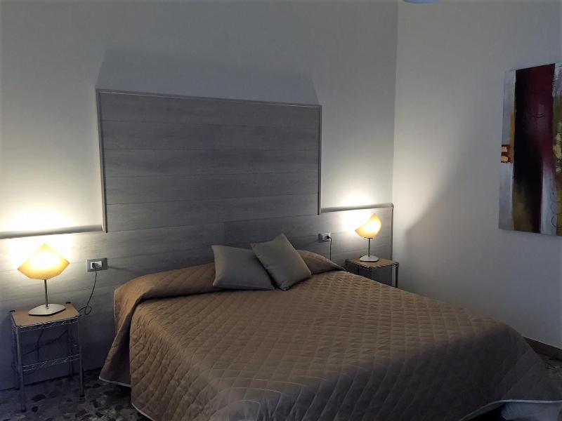 Poloni Apartment - image 7