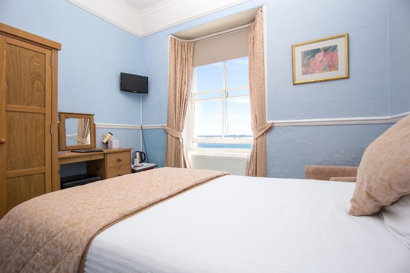 Single Room with Sea View image 2