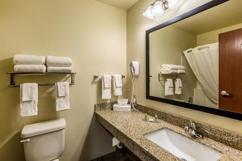 Triple Room image 2