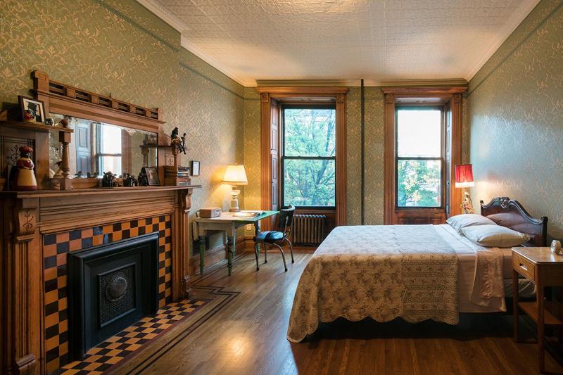 Double Room image 2