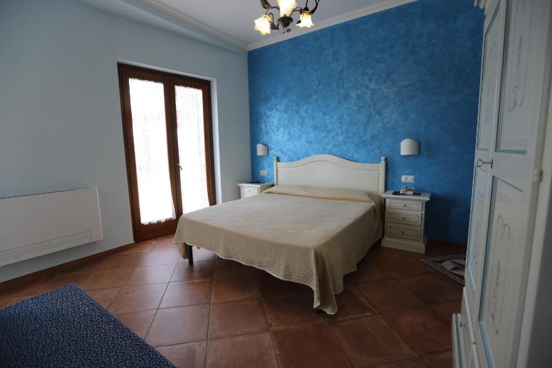 Double or Twin Room with Private Bathroom image 2
