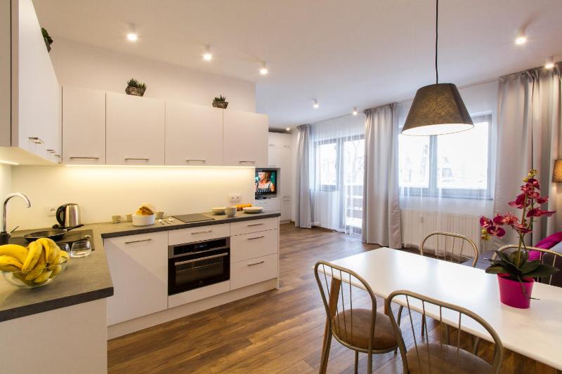 Apartment image 4