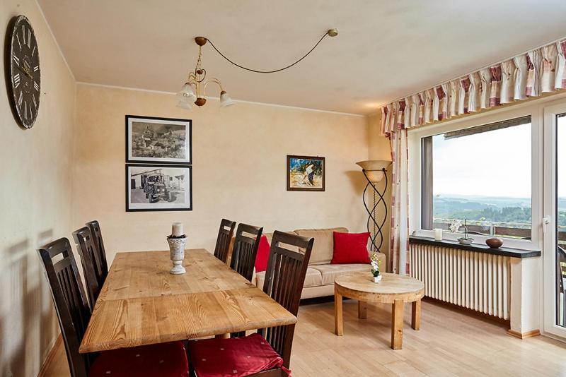 Apartment with Mountain View image 3