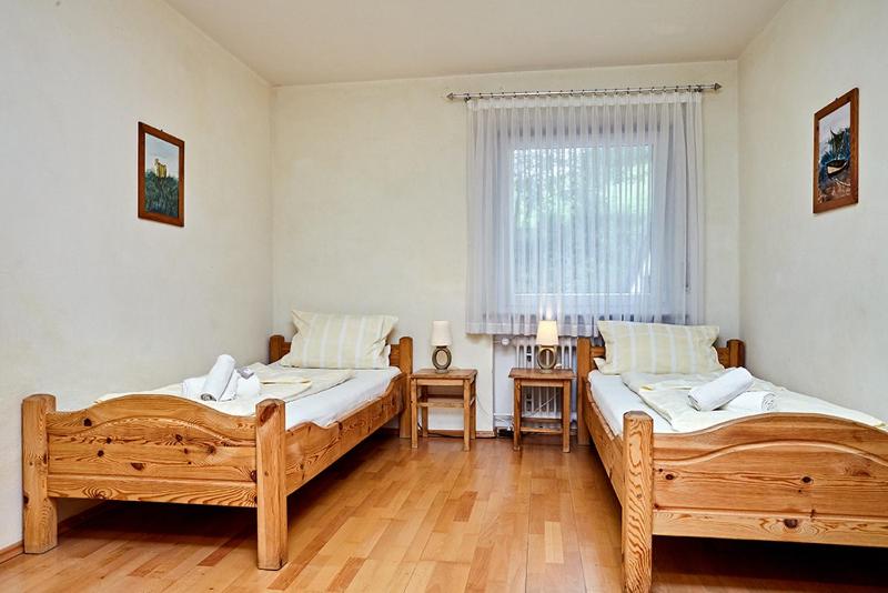 Apartment with Mountain View image 4