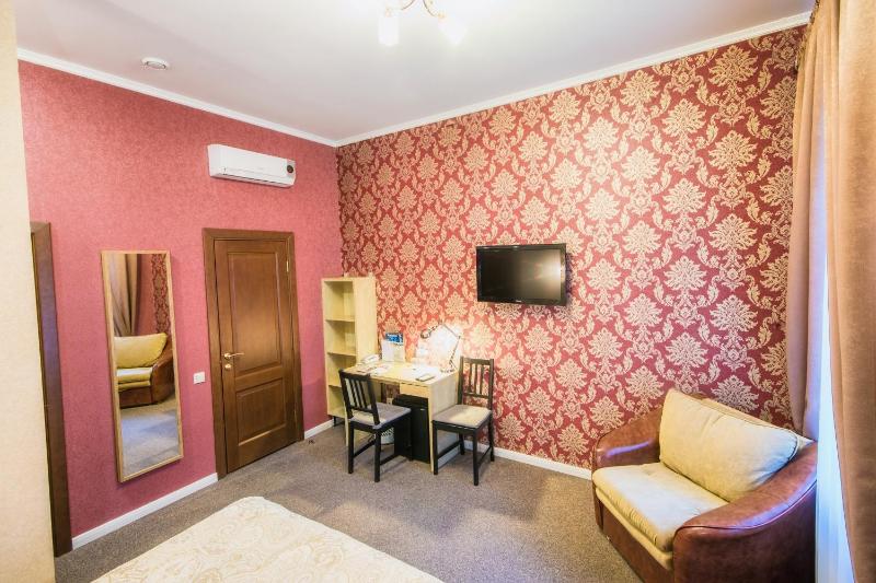 Standard Double or Twin Room image 2